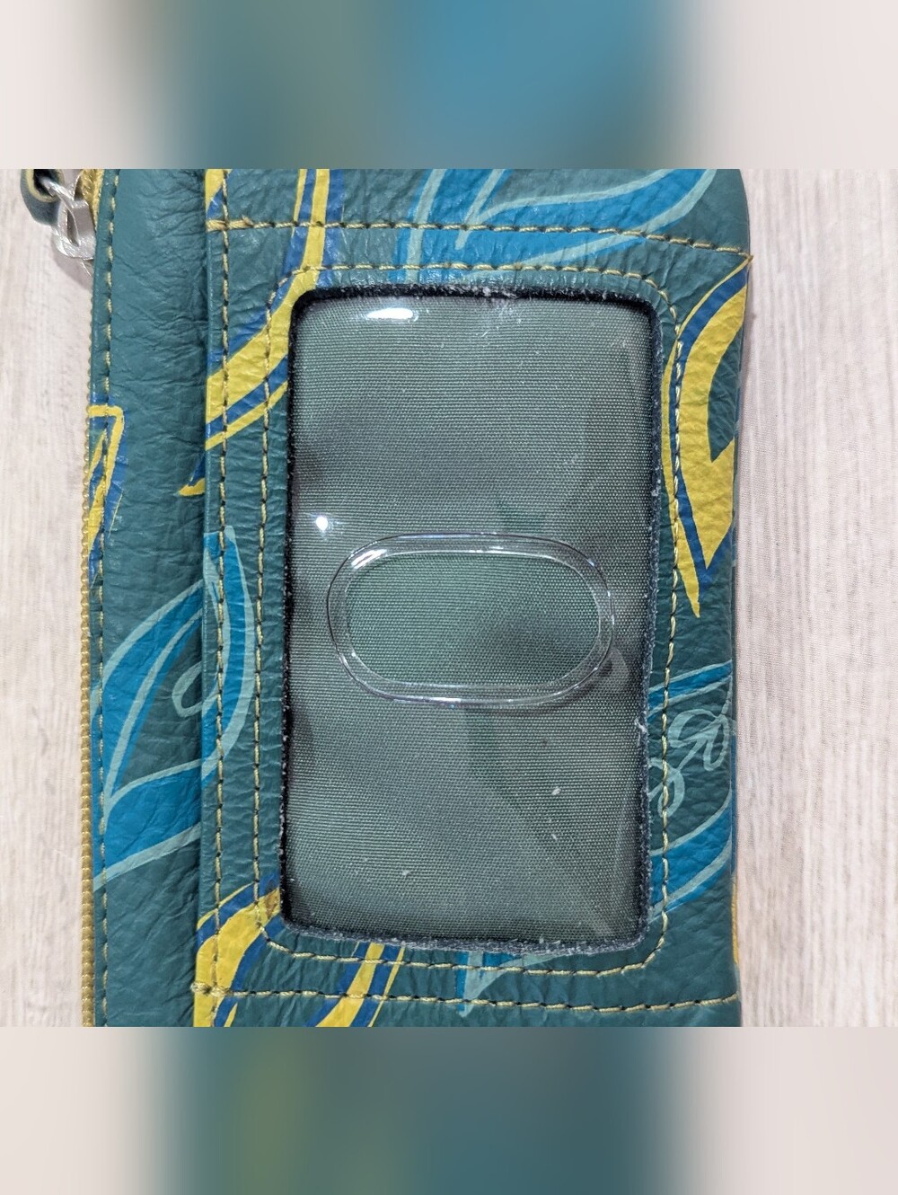 Fossil Leather Wallet Green Blue Yellow Floral Leaves Pattern *NWOT - Picture 4 of 13